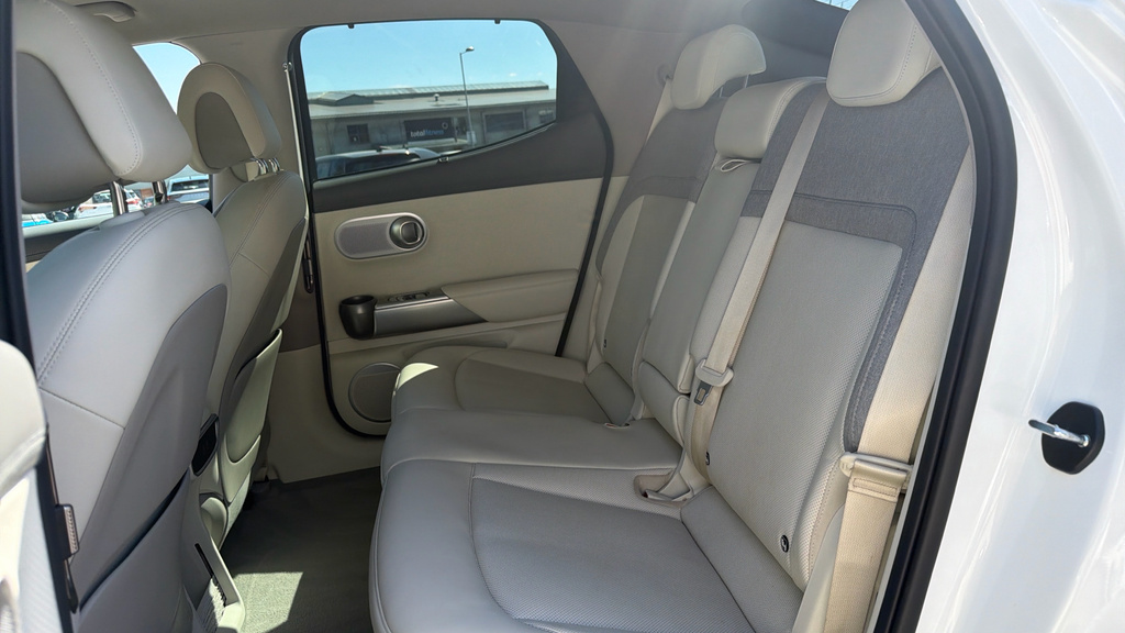 Genesis GV60 77.4Kwh Sport Suv 4Wd Dual Moto White #19