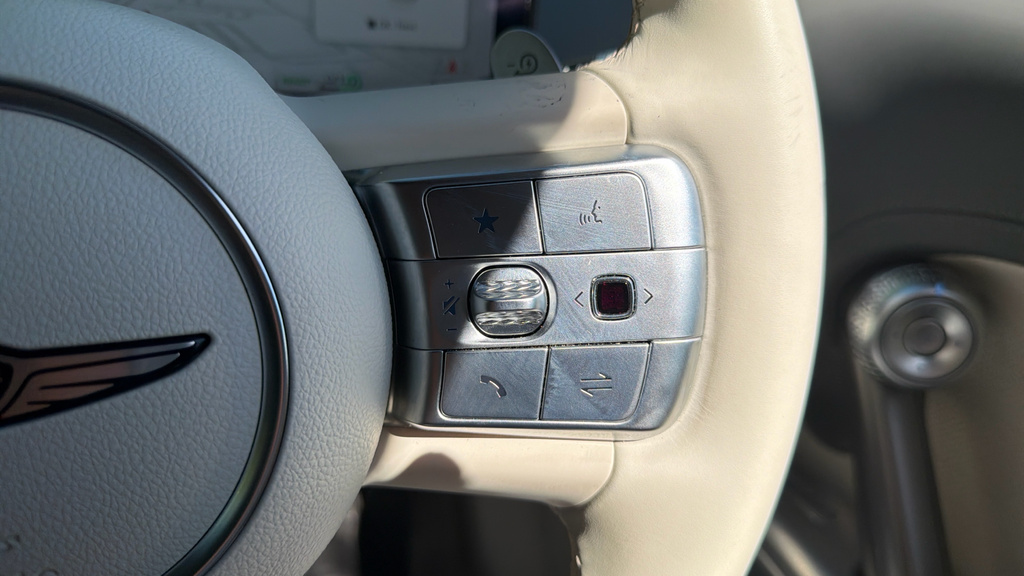 Genesis GV60 77.4Kwh Sport Suv 4Wd Dual Moto White #28