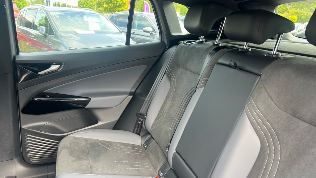 Volkswagen ID.4 250Kw 4Motion Gtx Edition 79Kwh 340 Ps Grey #14