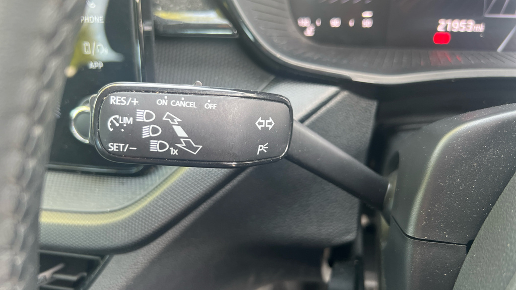 Skoda Fabia Skoda Fabia Colour Edition 1.0 Tsi 116 Ps Dsg Silver #37