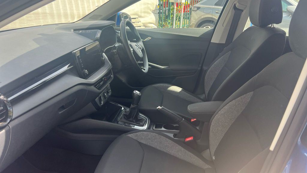 Skoda Fabia Skoda Fabia Colour Edition 1.0 Tsi 116 Ps Dsg Silver #30