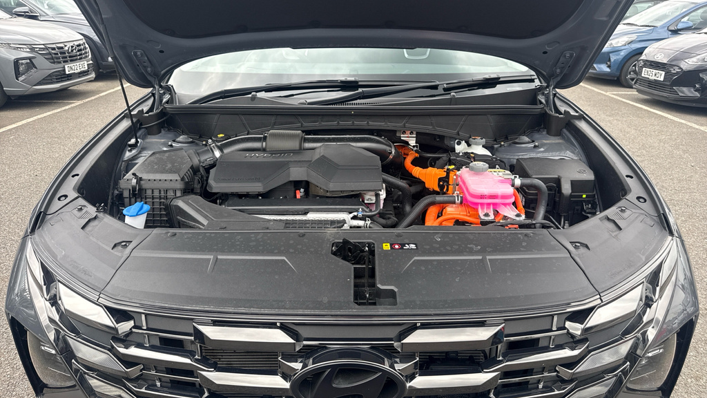 Hyundai Tucson 1.6T 239 Hybrid Black Line Silver #16