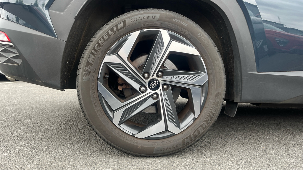 Hyundai Tucson 1.6 Tgdi Se Connect 2Wd Red #19