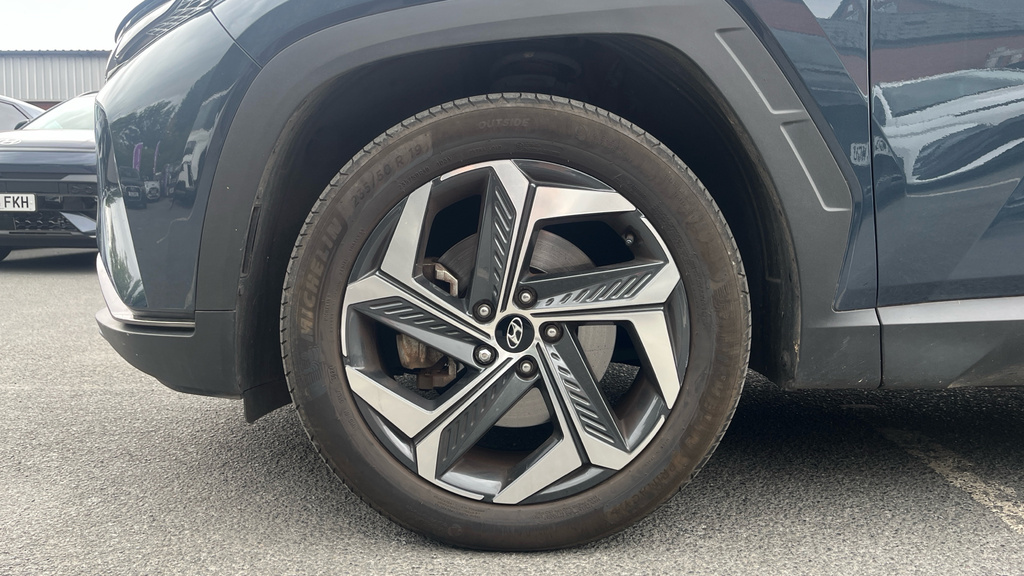Hyundai Tucson 1.6 Tgdi Se Connect 2Wd Red #17