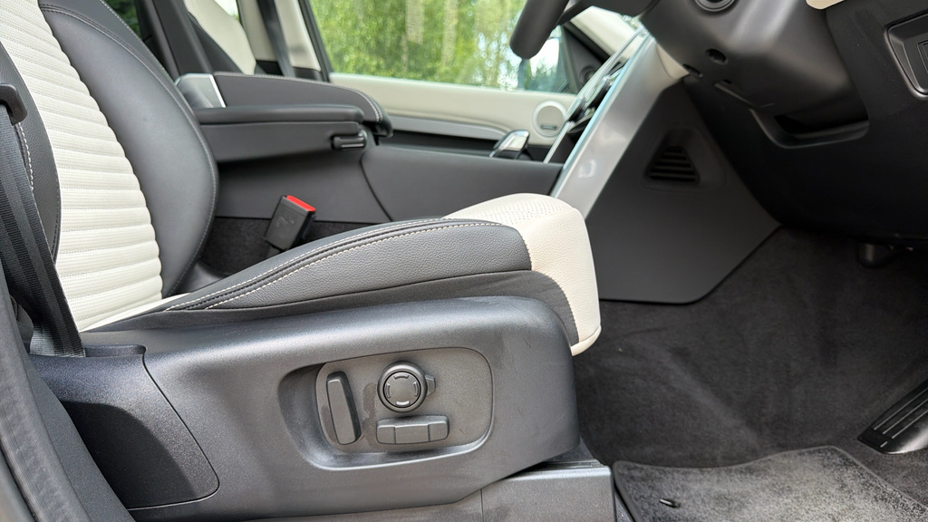 Land Rover Discovery 3.0 D350 Mhev Metropolitan Edition Suv Grey #41