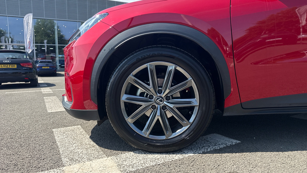 Lexus LBX 1.5 Vvt-ie Takumi Suv Hybrid E-cvt Euro Red #17