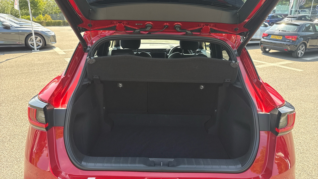 Lexus LBX 1.5 Vvt-ie Takumi Suv Hybrid E-cvt Euro Red #15
