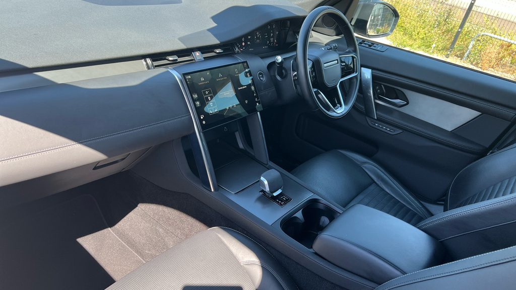 Land Rover Discovery Sport 1.5 P300e Dynamic Se 5 Seat White #10