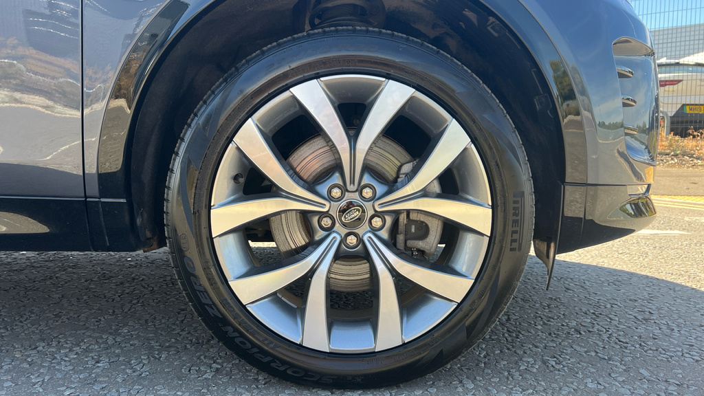 Land Rover Discovery Sport 1.5 P300e Dynamic Se 5 Seat White #22