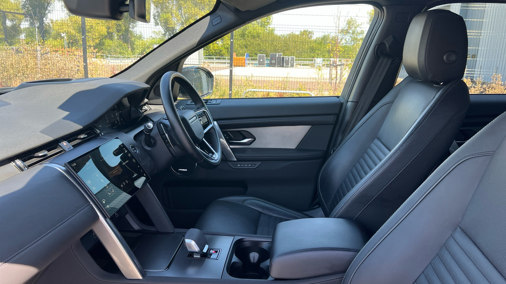 Land Rover Discovery Sport 1.5 P300e Dynamic Se 5 Seat White #21