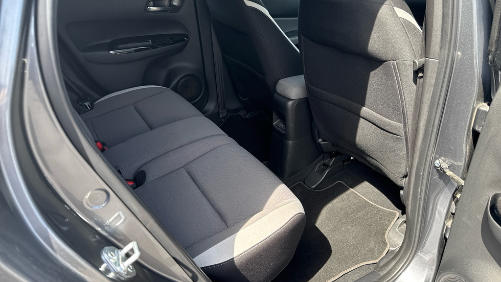 Honda Jazz 1.5 Hybrid Sr U1919 White #30