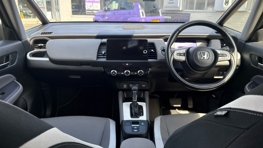 Honda Jazz 1.5 Hybrid Sr U1919 White #10