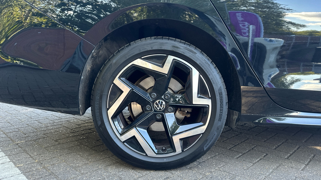 Volkswagen Passat Volkswagen Passat Estate 1.5 Tsi Ehybrid R-line Black #18