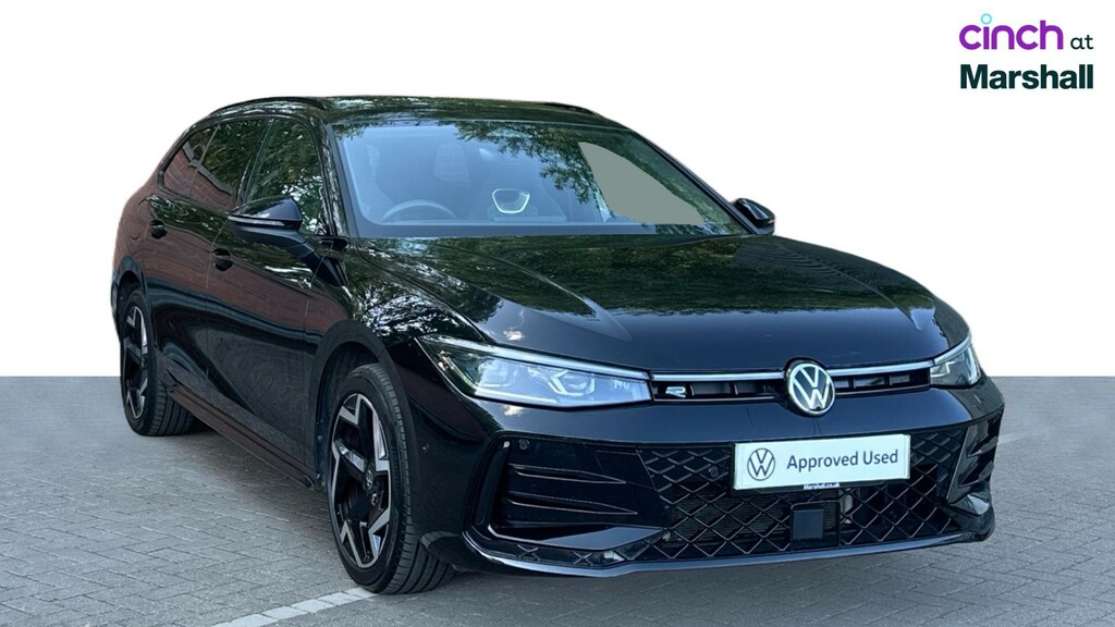 Volkswagen Passat Volkswagen Passat Estate 1.5 Tsi Ehybrid R-line Black #1