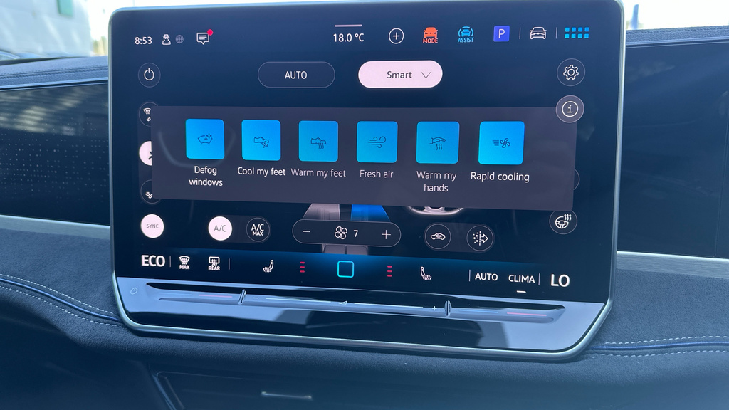 Volkswagen Passat Volkswagen Passat Estate 1.5 Tsi Ehybrid R-line Black #38