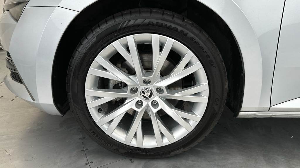 Skoda Superb Superb 2.0 Tdi 200Ps Sportline Plus Est Blue #24