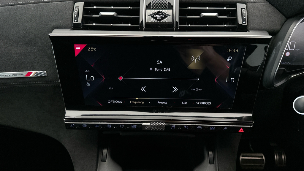 DS DS 7 Crossback E-tense Performance Line Black #15