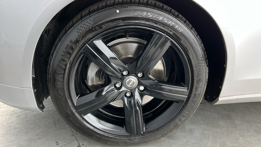 Volvo S90 Volvo Saloon 2.0 D4 Momentum Geartronic Grey #27