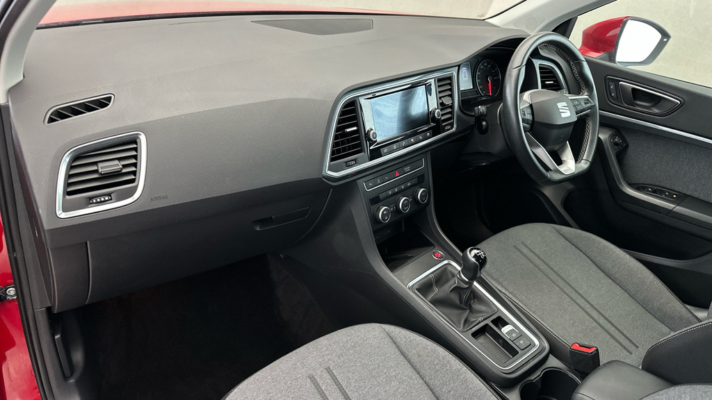 Seat Ateca Seat Ateca Estate Fr Sport 1.5 Ecotsi 150 7 White #12