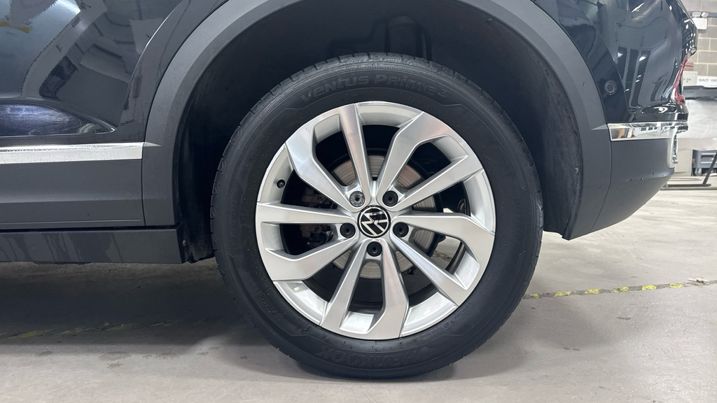 Volkswagen T-Roc 1.5 Tsi R-line Dsg Black #19