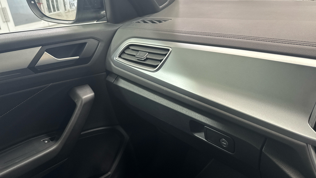Volkswagen T-Roc 1.5 Tsi R-line Dsg Black #21