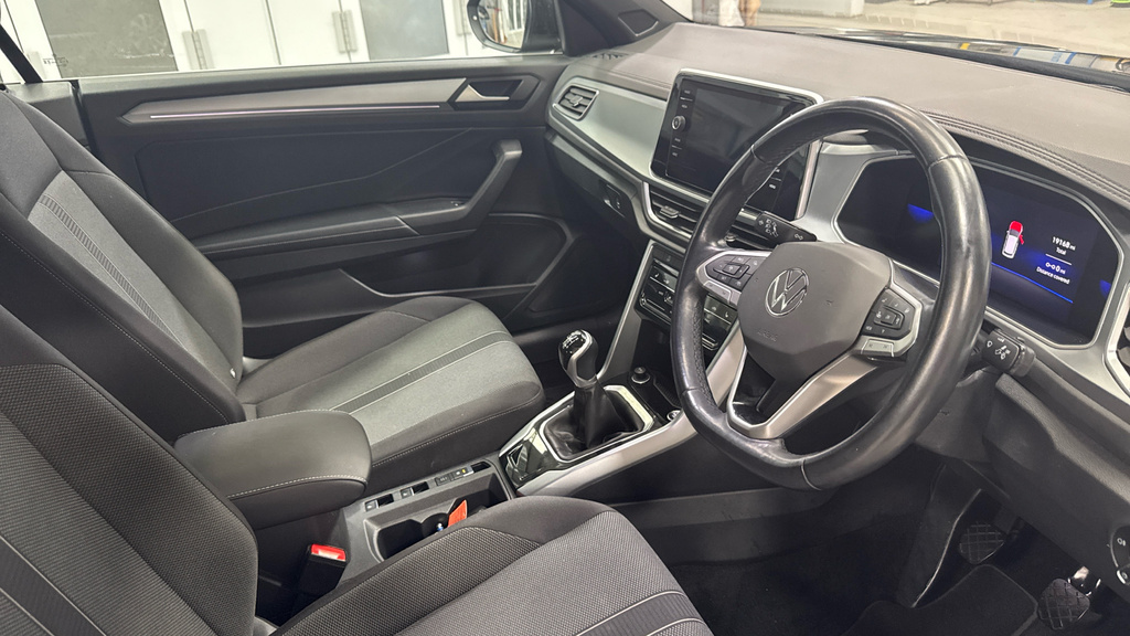 Volkswagen T-Roc 1.5 Tsi R-line Dsg Black #28