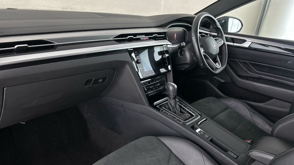 Volkswagen Arteon R-line 2.0 Tsi 190Ps 7-Speed Dsg Grey #13