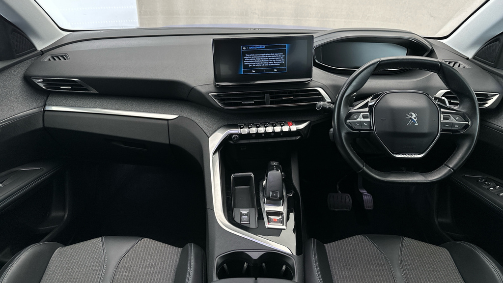 Peugeot 3008 1.2 Puretech Allure Black #15