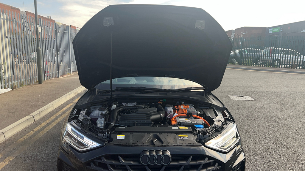 Audi A3 Tfsie S Line Sportback S Tronic Euro 6 5-Door 17.9 Grey #16