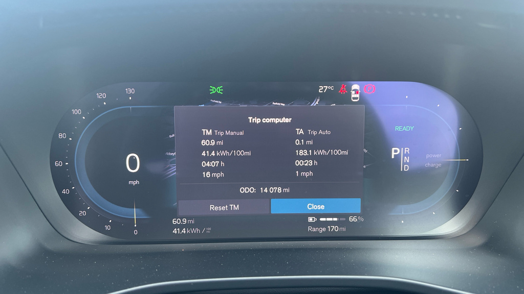 Volvo C40 300Kw Twin Ultra 82Kwh Awd Estate Black #13