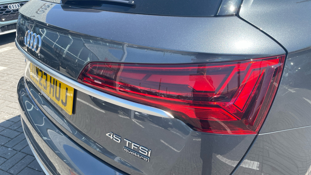 Audi Q5 Audi Q5 Estate 45 Tfsi Quattro S Line S Tronic Grey #37