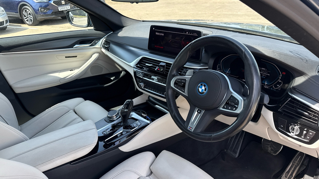 BMW 5 Series 530E 12Kwh M Sport Steptronic Euro 6 Blue #9