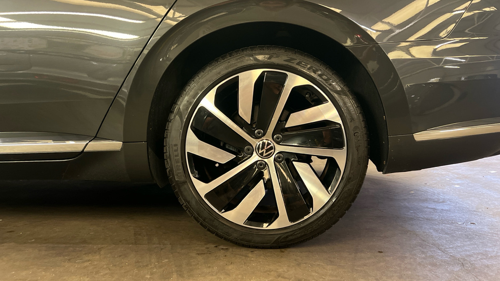 Volkswagen Arteon Shooting Brake R-line 2.0 Tdi 200Ps 7-Speed Dsg 5 Grey #19