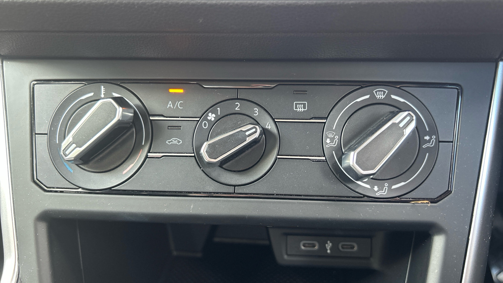 Volkswagen Polo Tsi Life - 2024 73 Grey #53