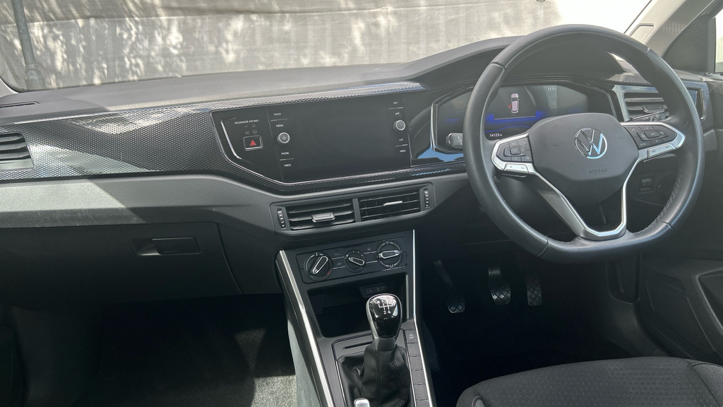 Volkswagen Polo Tsi Life - 2024 73 Grey #10