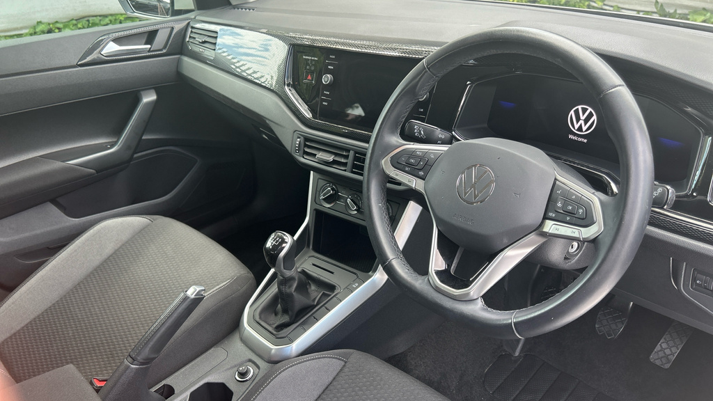 Volkswagen Polo Tsi Life - 2024 73 Grey #9