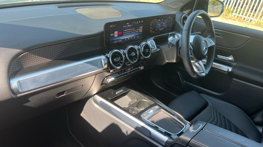 Mercedes-Benz GLB Class Amg Line Premium Plus Grey #10