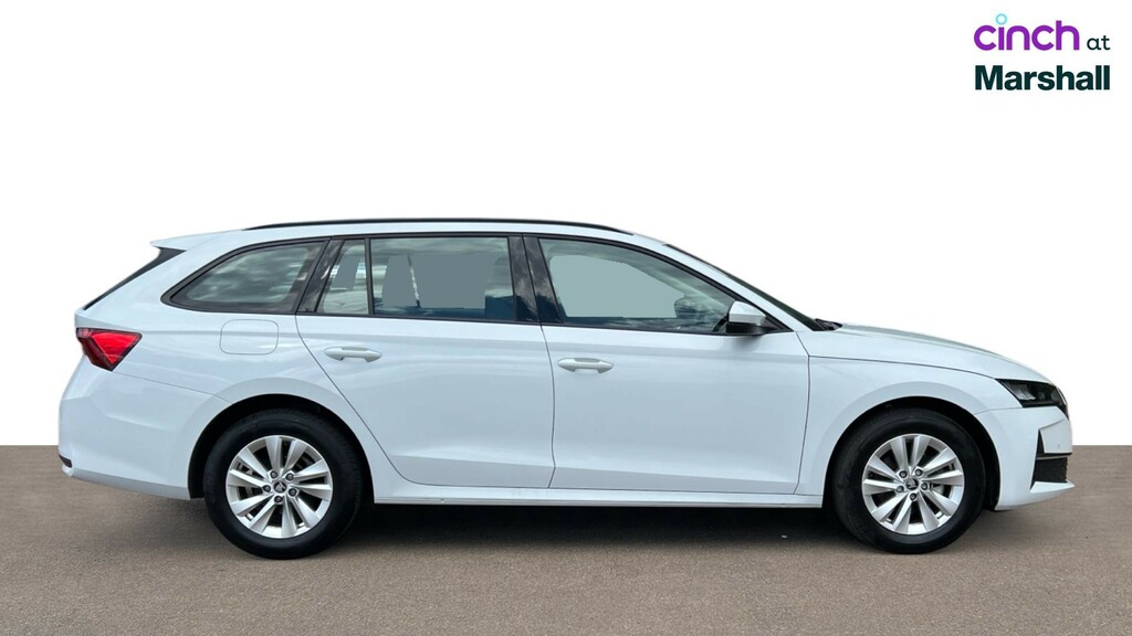 Skoda Octavia 1.5 Tsi 150 Sportline Estate White #2