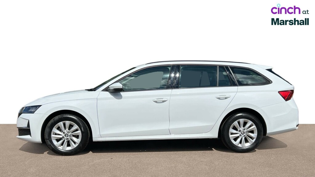 Skoda Octavia 1.5 Tsi 150 Sportline Estate White #7