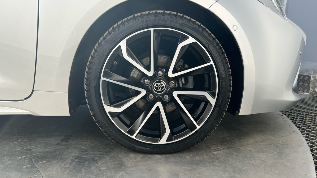 Toyota Corolla Hatch 1.8 Vvt-i 122Bhp Icon Hybrid Cvt Silver #20