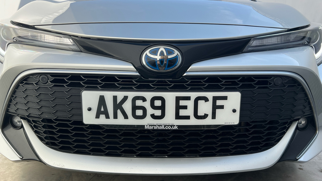 Toyota Corolla Hatch 1.8 Vvt-i 122Bhp Icon Hybrid Cvt Silver #40