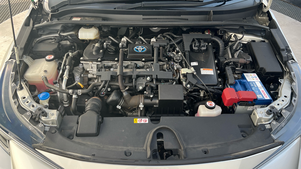 Toyota Corolla Hatch 1.8 Vvt-i 122Bhp Icon Hybrid Cvt Silver #16