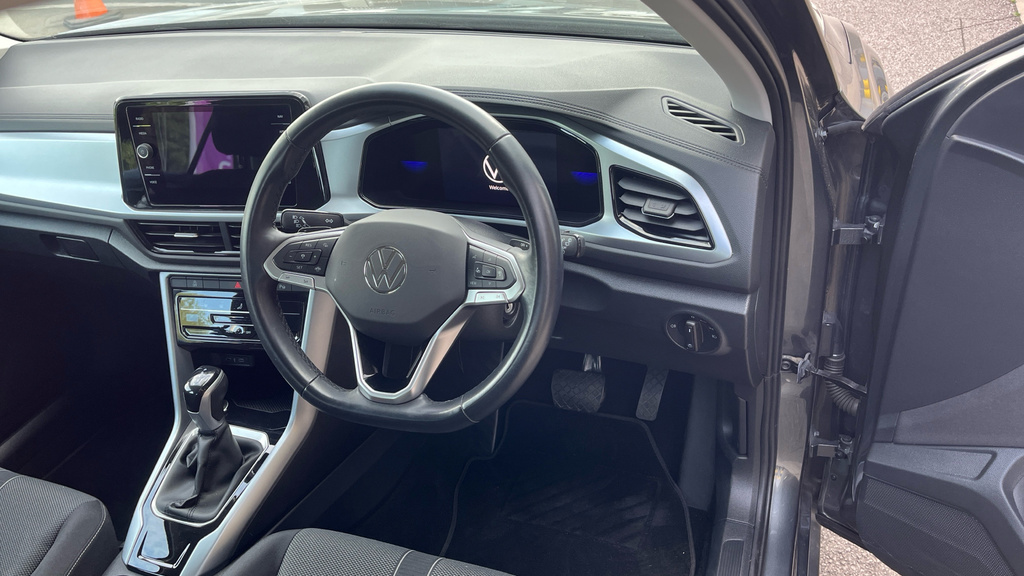 Volkswagen T-Roc 1.0 Tsi Life Suv 110 Ps Grey #12