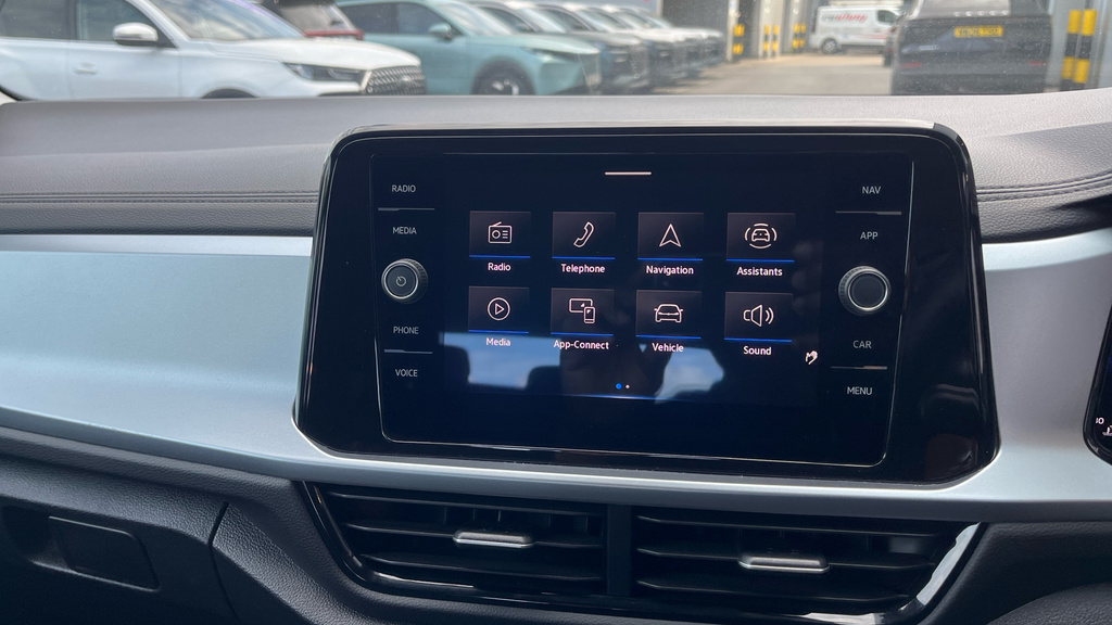 Volkswagen T-Roc 1.0 Tsi Life Suv 110 Ps Grey #37