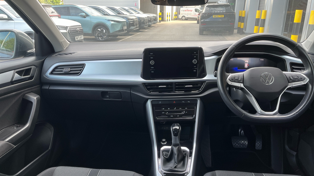 Volkswagen T-Roc 1.0 Tsi Life Suv 110 Ps Grey #11