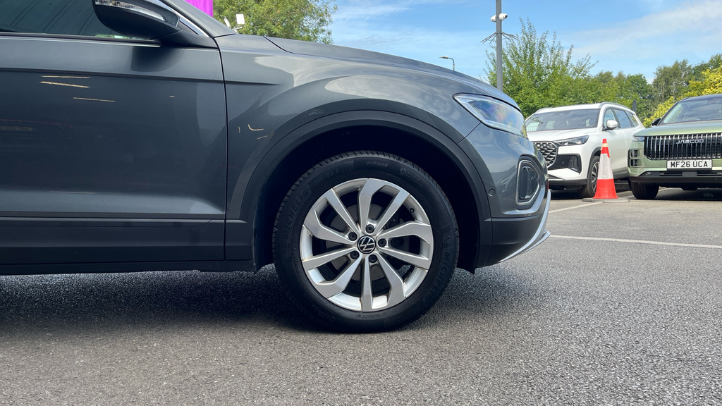 Volkswagen T-Roc 1.0 Tsi Life Suv 110 Ps Grey #20