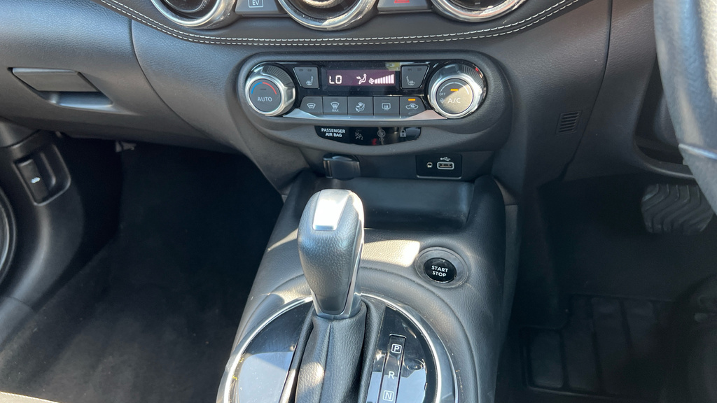 Nissan Juke 1.0 Dig-t N-connecta Suv Dct Euro Black #30