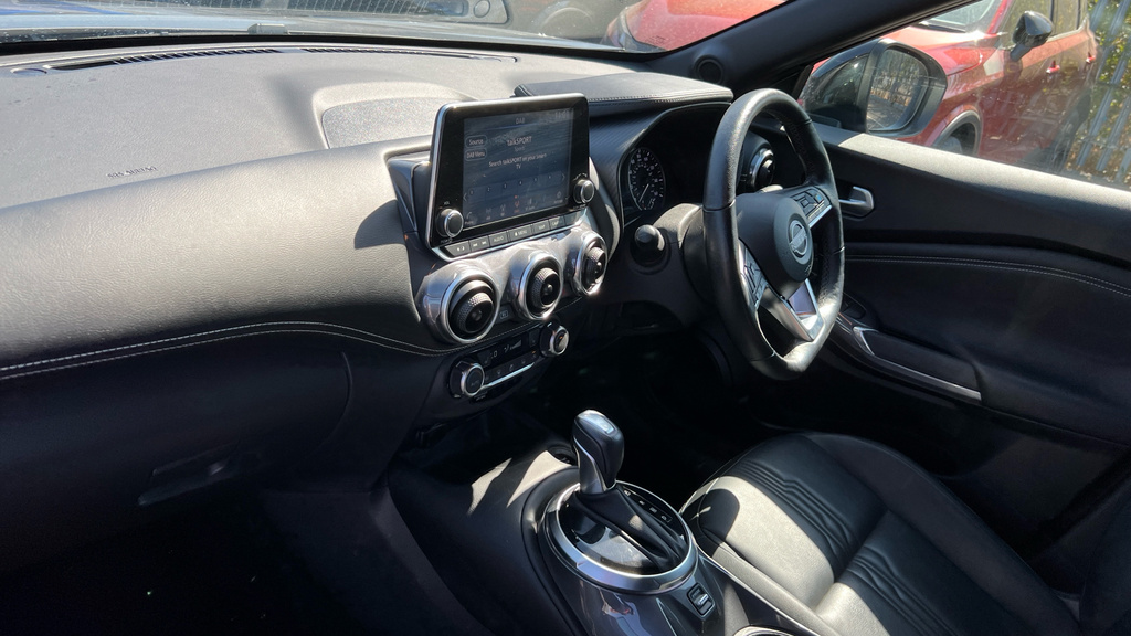 Nissan Juke 1.0 Dig-t N-connecta Suv Dct Euro Black #10