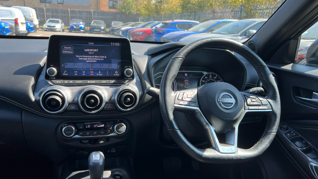 Nissan Juke 1.0 Dig-t N-connecta Suv Dct Euro Black #11