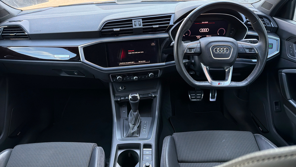 Audi Q3 Sport 35 Tfsi 150 Ps S Tronic White #11